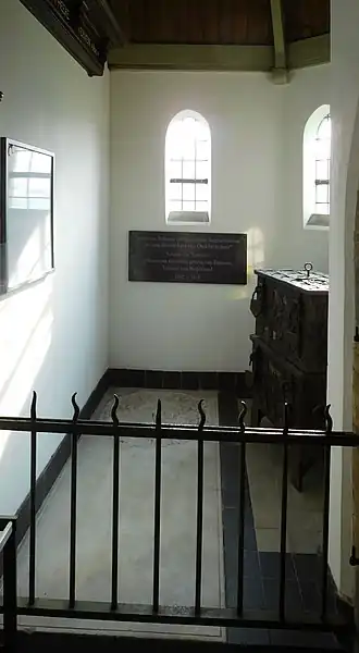 Gravinnenhuisje met graf Sabina van Egmont