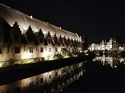 Nachtfoto van Het Groot Vleeshuis