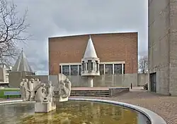 Beeldengroep bij de vierde Gregoriuskerk