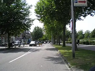 Blauwkapelseweg met rechts het Griftpark