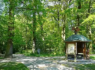 De oostelijke ingang van park Groenestein aan de Helper Brink