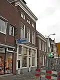Pand met schilddak en hoekschoorstenen (Jasper kapsalon)