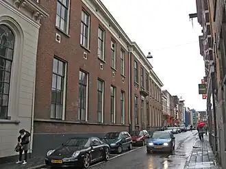 Pelsterstraat met voormalige HBS