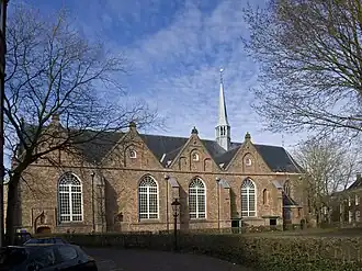 Zuidzijde van de kerk (2015)