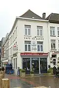 Café De Damier
