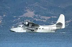 Albatross geland op het water