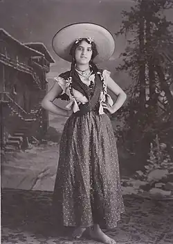 Matilde Calderón y González, tweede vrouw van Guillermo Kahlo (1897)