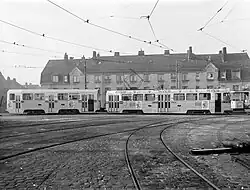 Tramstel type Høka, bestaande uit motorwagen 229 en bijwagen 653 bij Sagene Depot; 1958.