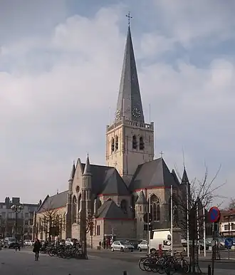 Parochiekerk Sint-Amandus en Sint-Blasius