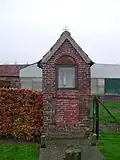 Pijlerkapel gewijd aan Onze-Lieve-Vrouw met Kind