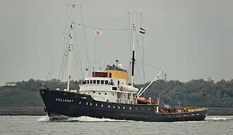 Opvarend op de Nieuwe Waterweg