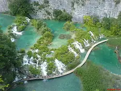 Uitzicht op Plitvice vanaf de bovenkant