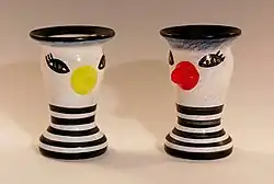 Eierdopjes in glas ontworpen door Hydman voor de reeks Somebody (1993)