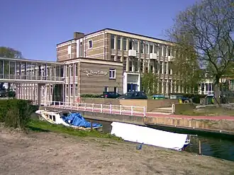 Mons Aurea - Hoofdgebouw (2012)