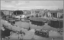 De oude Mirakelbrug met tram