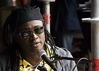 Tijdens een interview op Festival Mundial in Tilburg.