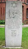 Gedenksteen bij de in 1938 verwoeste Hagener synagoge naast de Maarten-Lutherkerk, voor Holocaust-slachtoffers