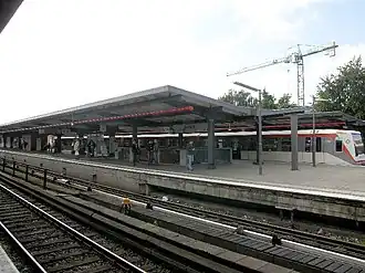 Blik op de metroperrons van Barmbek (2009)