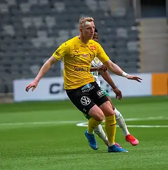 Klinkenberg in actie voor Mjällby AIF, april 2021