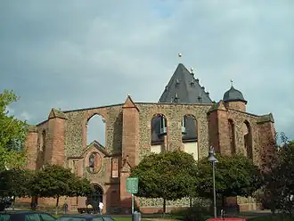 De ruïne van de Waalse kerk