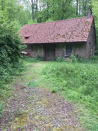 Spoorwegloods aan de Hangarweg in het Zoniënwoud