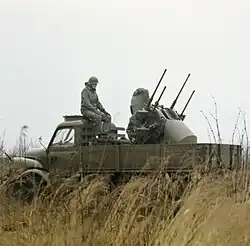 Hanomag AL28 van de KLu met vierlingmitrailleur M55 (1973)