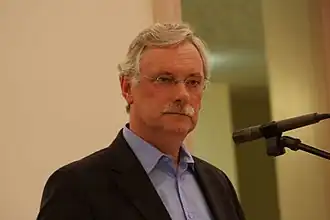 tijdens een gemeenteraadsvergadering in Wageningen