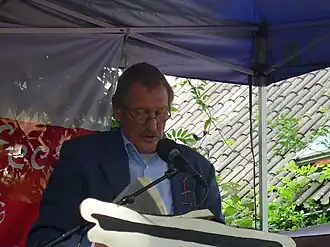 Hans Tentije op het poëziefestival Het Tuinfeest in Deventer, 5 augustus 2017