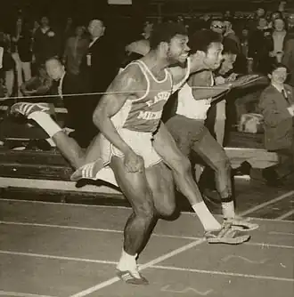 Crawford in een krantenbericht uit 1975