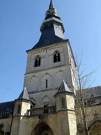 Toren van de Sint-Quintinuskathedraal