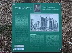 infobord aan wandelpad Voltaire-Weg