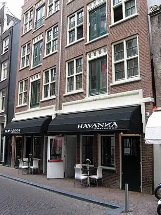 Nr. 17-19: het vroegere Danscafé Havana, hier na heropening in 2008.