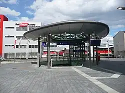 Uitgang aan de Wagner Biro Straße