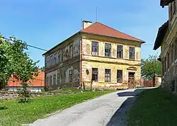 Voormalig schoolgebouw (2011)