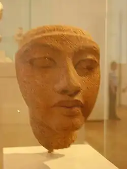 Hoofd van beeld van Kiya Altes Museum