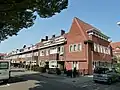 Dubbel woonhuis, halfvrijstaand gesitueerd