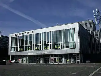 Theater Heerlen in 2005. Destijds nog als Stadsschouwburg Heerlen.