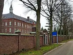 Zuidvleugel vanaf de Kloosterstraat