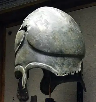 bronzen helm (1000 v.Chr.)