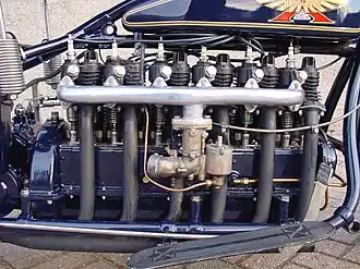 Zeer zeldzame zescilinderlijnmotor van een Henderson-motorfiets uit 1926