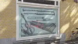 Etalage op nr. 13-15 (september 2019)