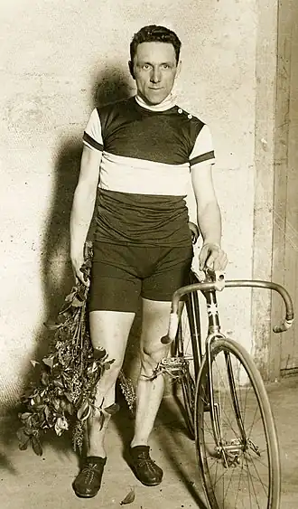 Hansen in 1931