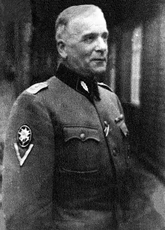 SS-Standartenführer von Obwurzer