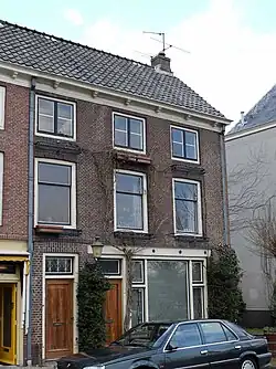 Herenstraat 10-11, gebouwd in de 18de eeuw (rijksmonument)