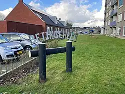 Herinneringsteken nabij de plaats waar Bettingeheem ooit stond.