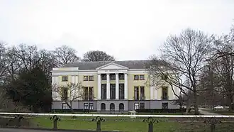 Landhuis Het Hoogeland met Engelse tuin aan de Biltstraat (1828)
