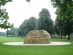 Kunstwerk in het park aan de Jacob Oppenheimstraat