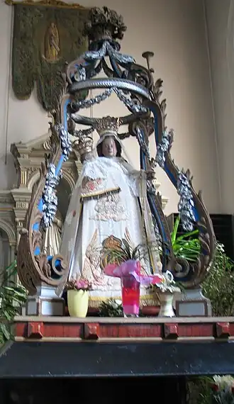 Beeld van O.L.V van Steps in de kerk van Montenaken