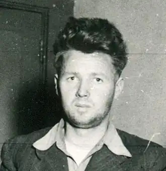 Het opbrengen van de gearresteerde SD-er J. C. Balvert