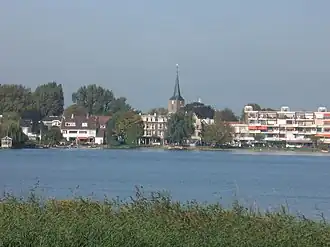 Bergse Voorplas met Hillegondakerk